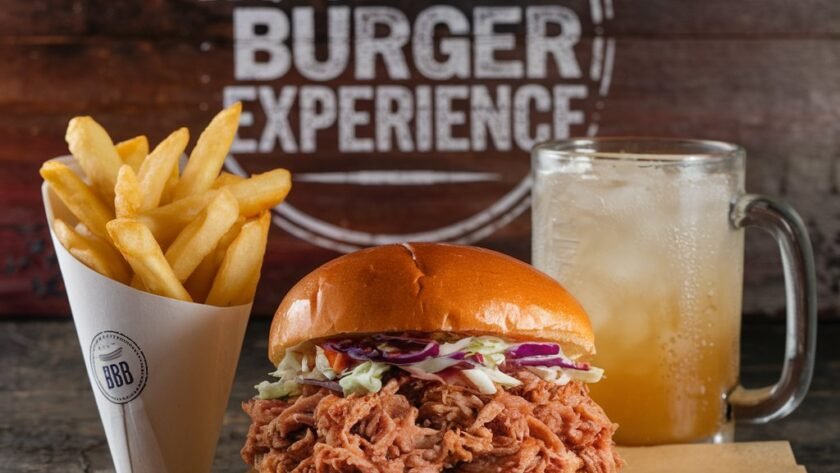 BBQ Pulled Pork Burger